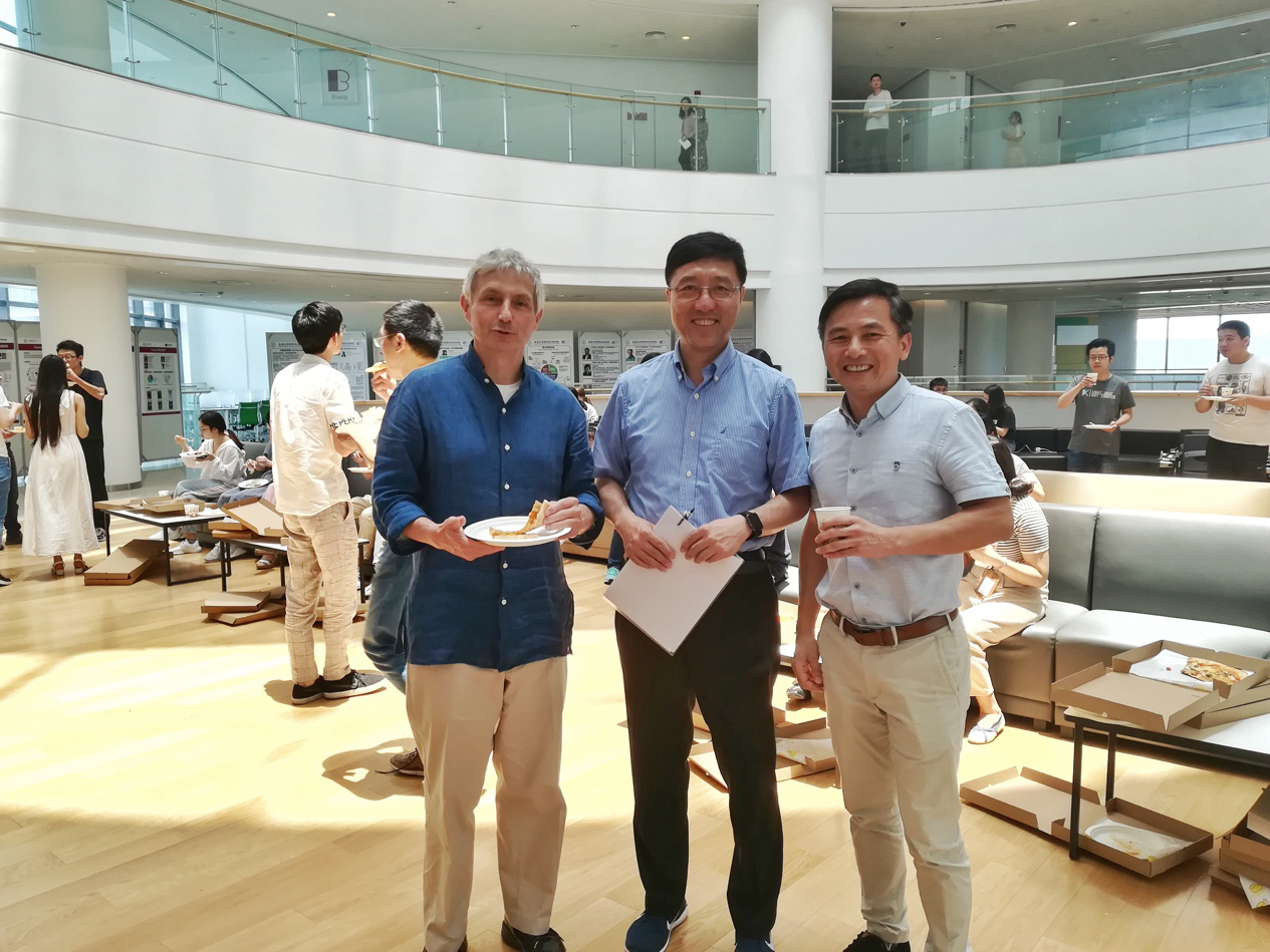 5d633793cef7d.jpg